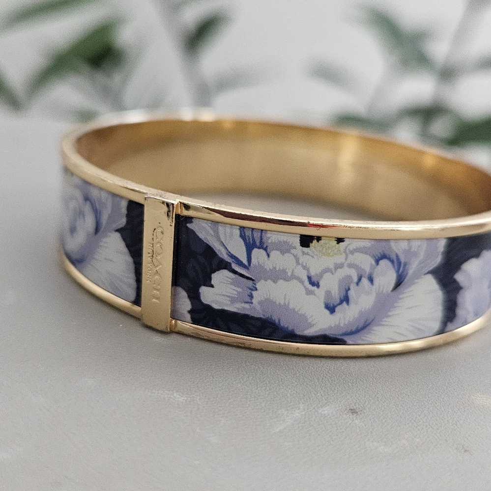 Coach floral bangle